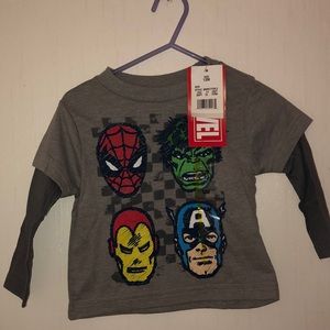 Marvel DC Universe T-Shirt